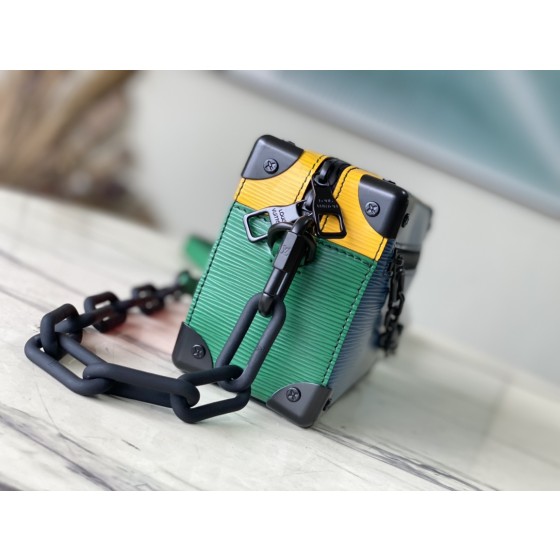 𝐋𝐎𝐔𝐈𝐒𝐕𝐔𝐈𝐓𝐓𝐎𝐍 M44840 Green Pink Mini Soft Trunk Handbag